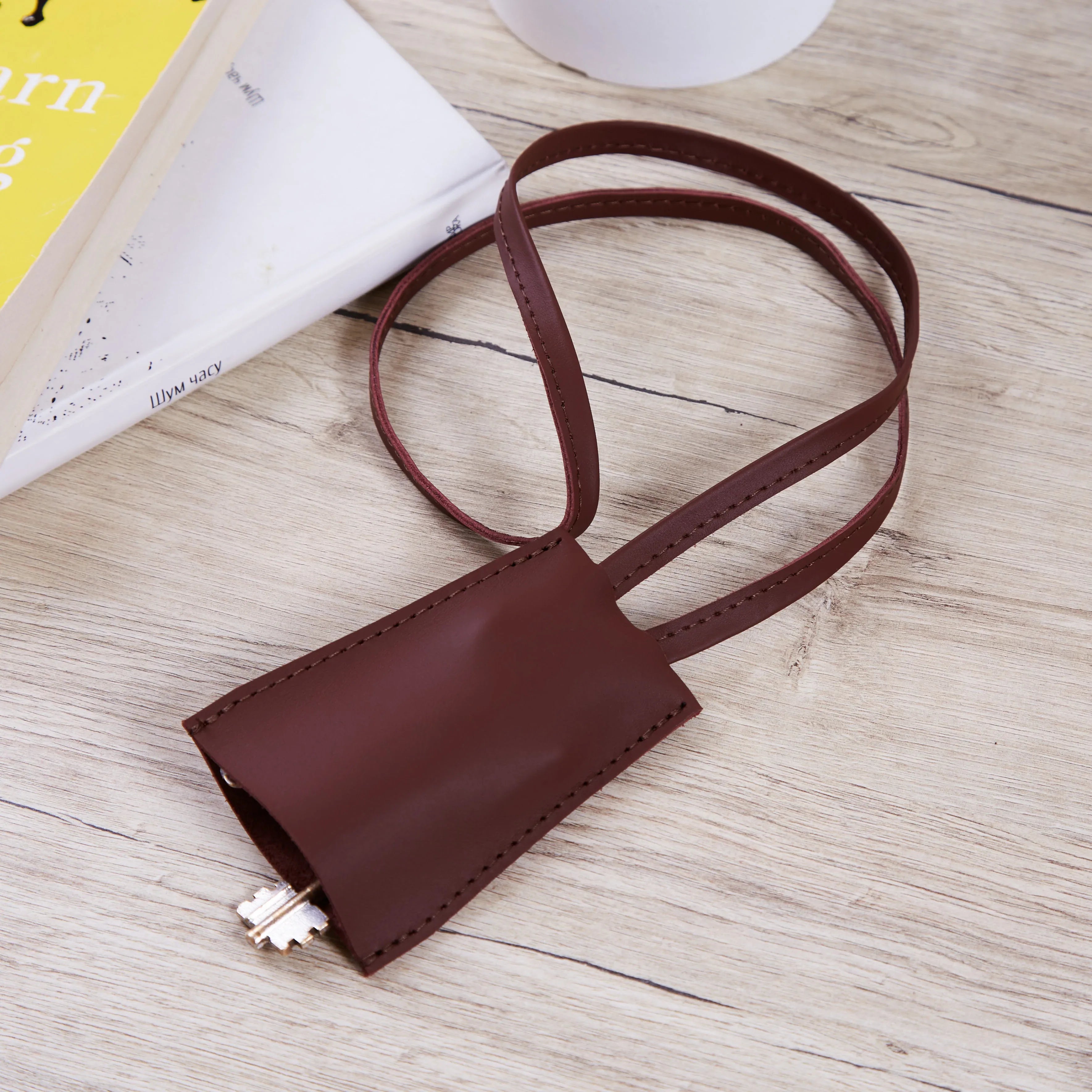 Home key holder made from genuine classic leather - INCARNE® Global