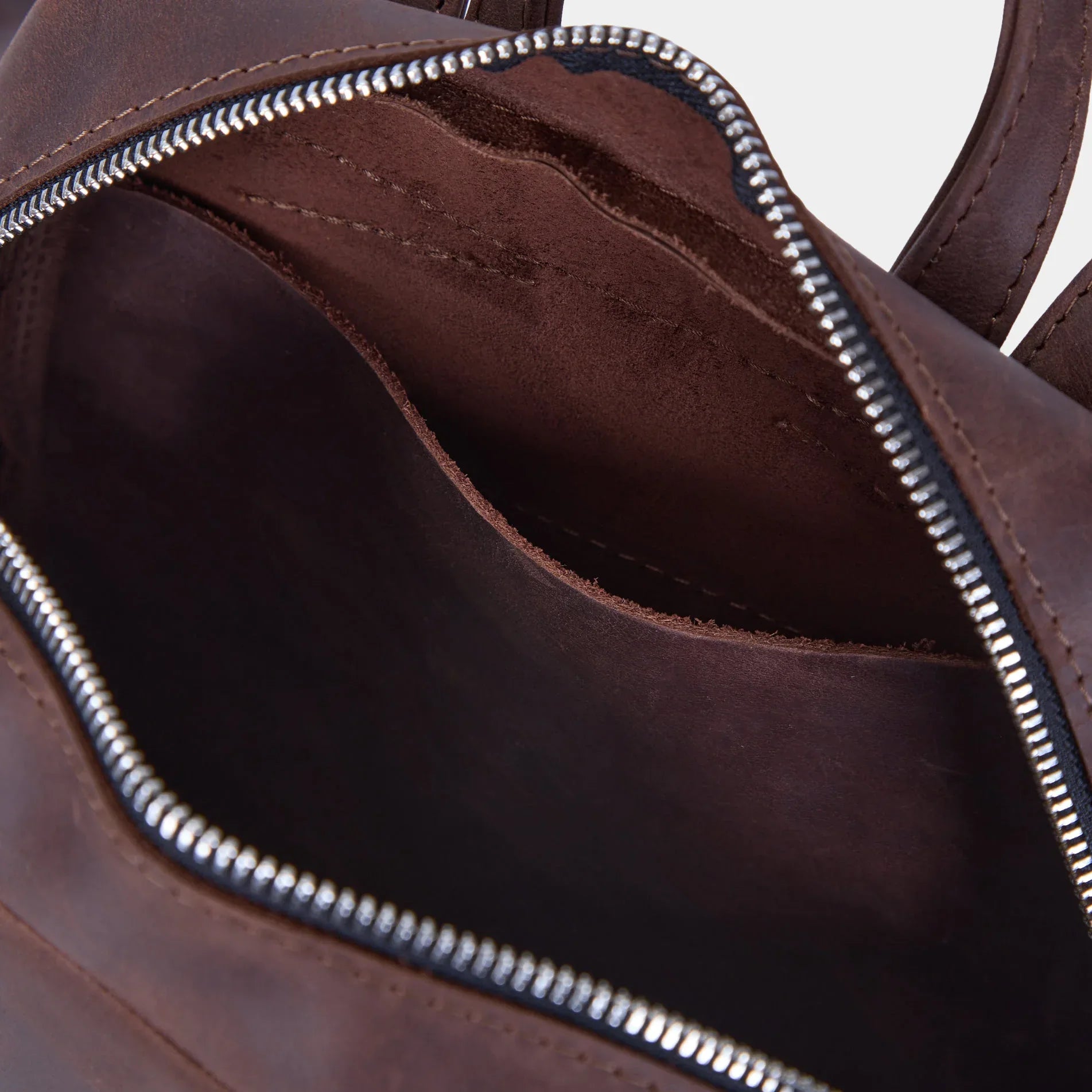 Leather backpack Factor - INCARNE® Global