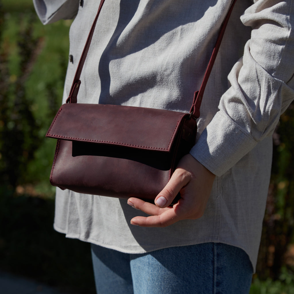 Cover Women's Shoulder Bag