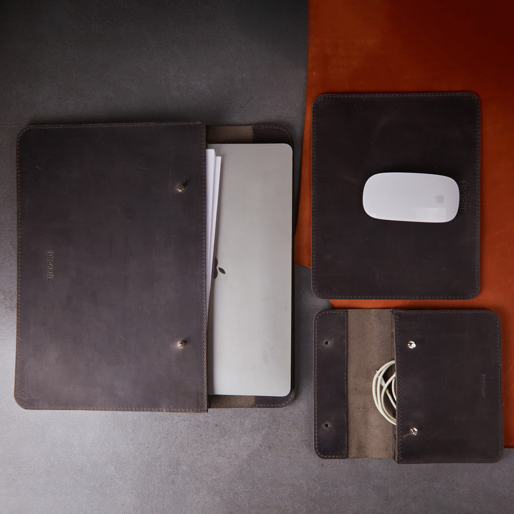 Set cadou: Neat husa de laptop + organizator pentru cabluri Keep + mousepad Word