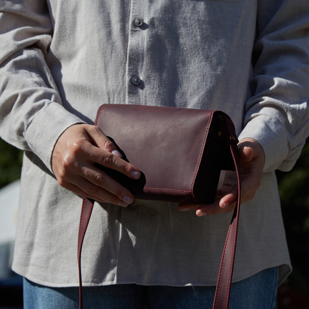 Cover Women's Shoulder Bag