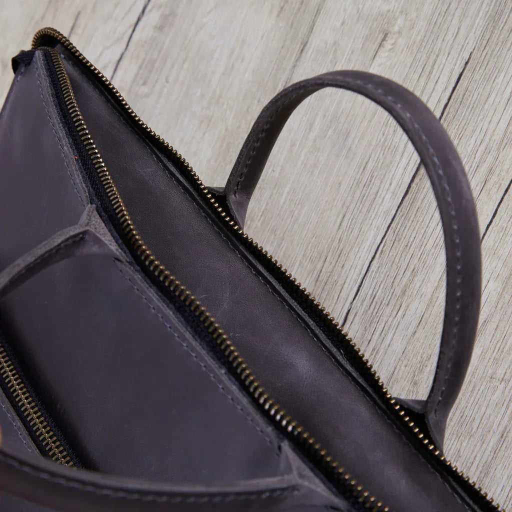 Maryland iPad Pro Sleeve with Handles - INCARNE® Global