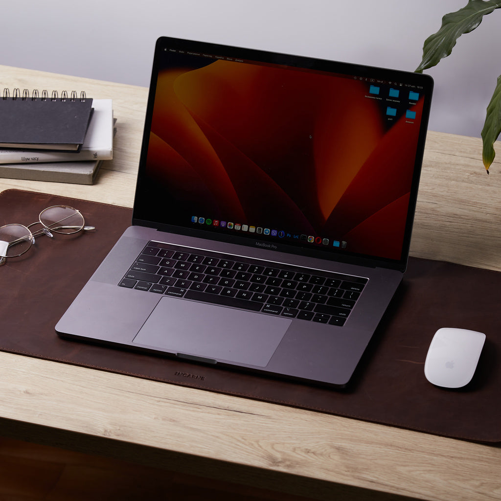ProDesk vintage leather desk pad