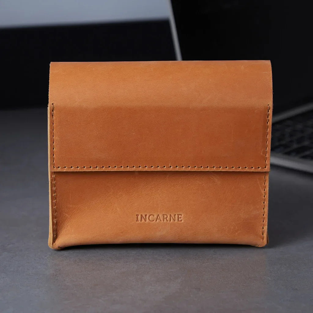 Wire Keeper Leather Organizer for Cables, Mouse, Adapters - INCARNE® Global