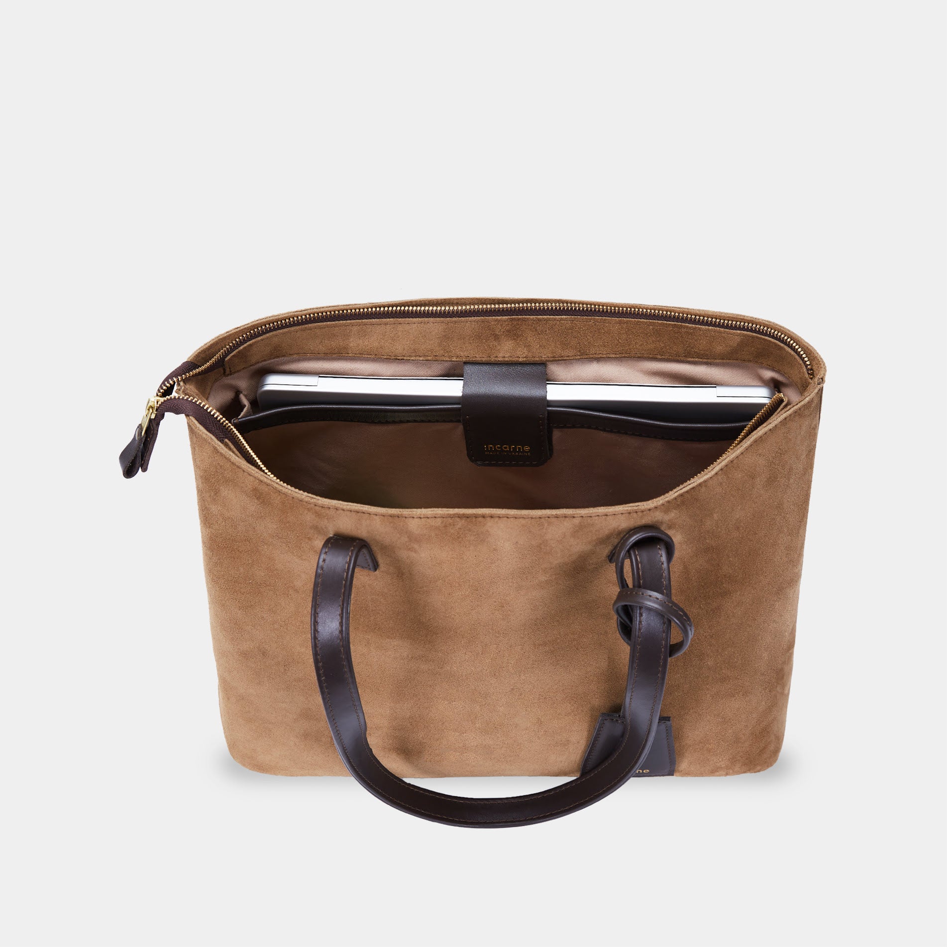 Torba Emeli, Rust (welur)