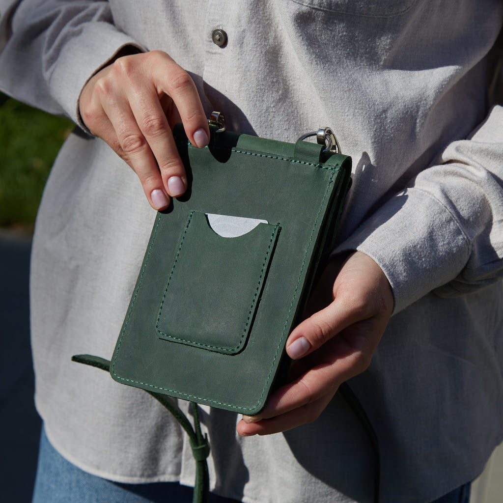 Inteligentna etui na telefon wykonana ze skóry vintage