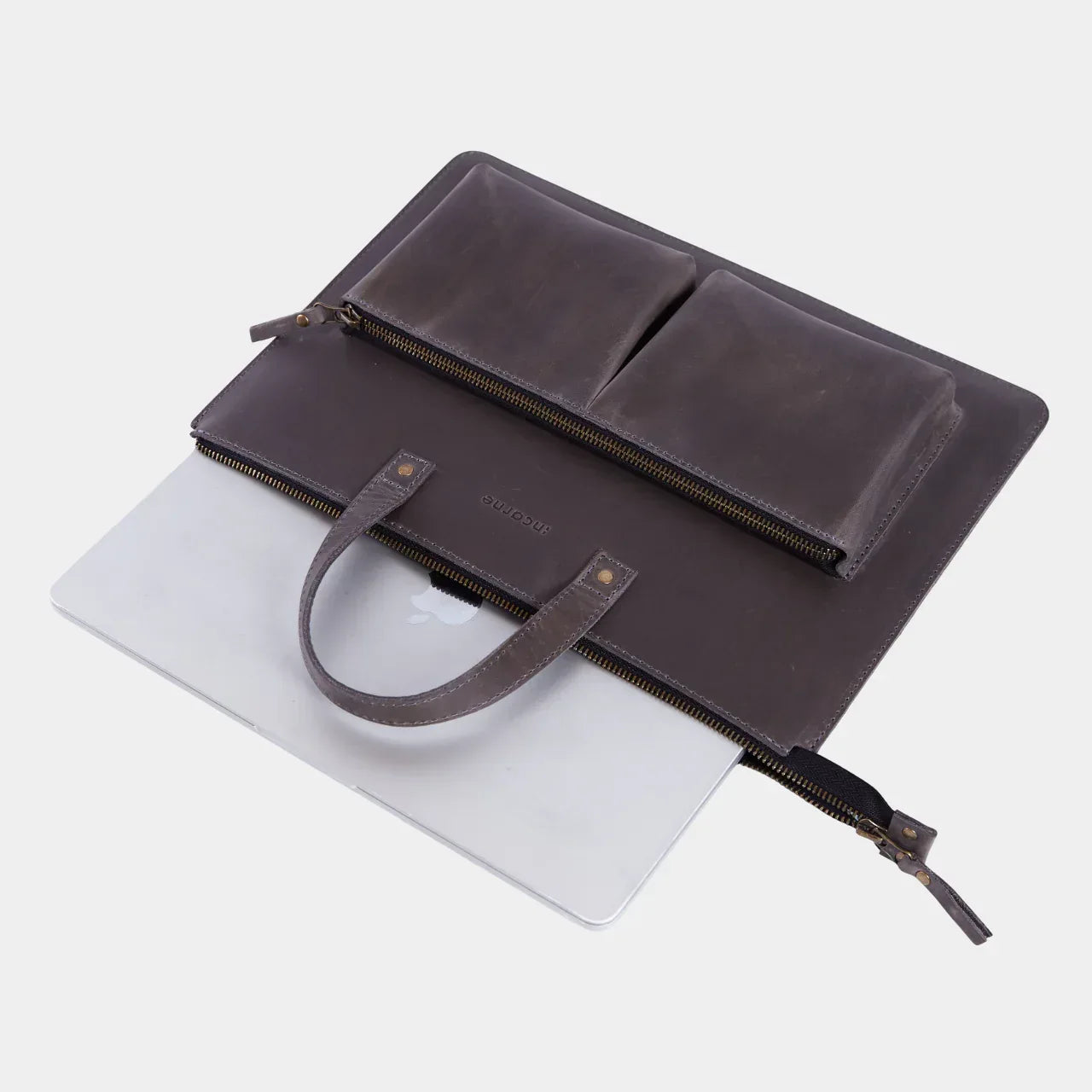 Brave laptop bag-sleeve - INCARNE® Ukraine