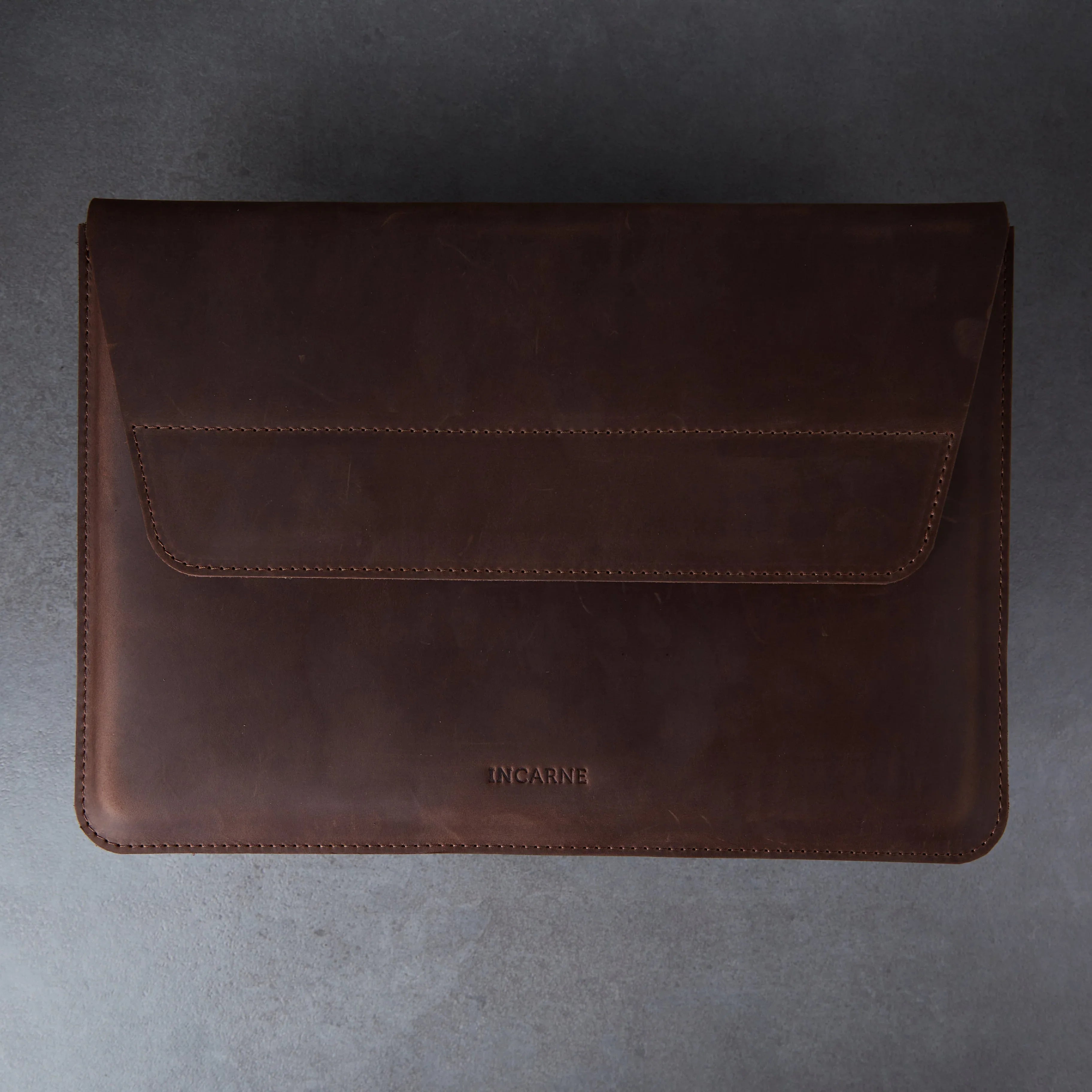 Line Laptop Sleeve, Brown (vintage) - INCARNE® Global