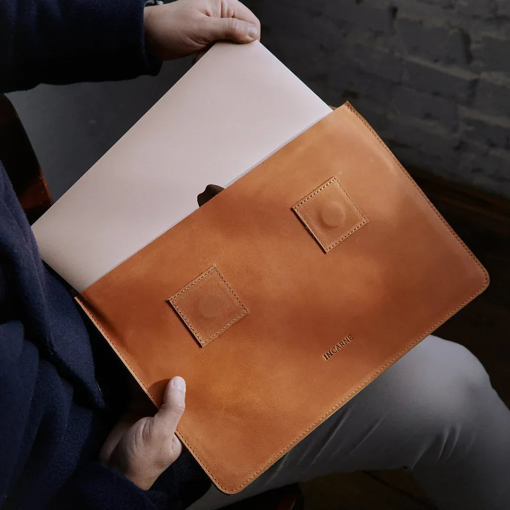 Line Sleeve - INCARNE® Ukraine