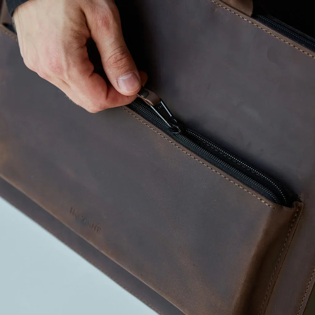 Maryland Laptop Sleeve with a Plastic Zipper - INCARNE® Global