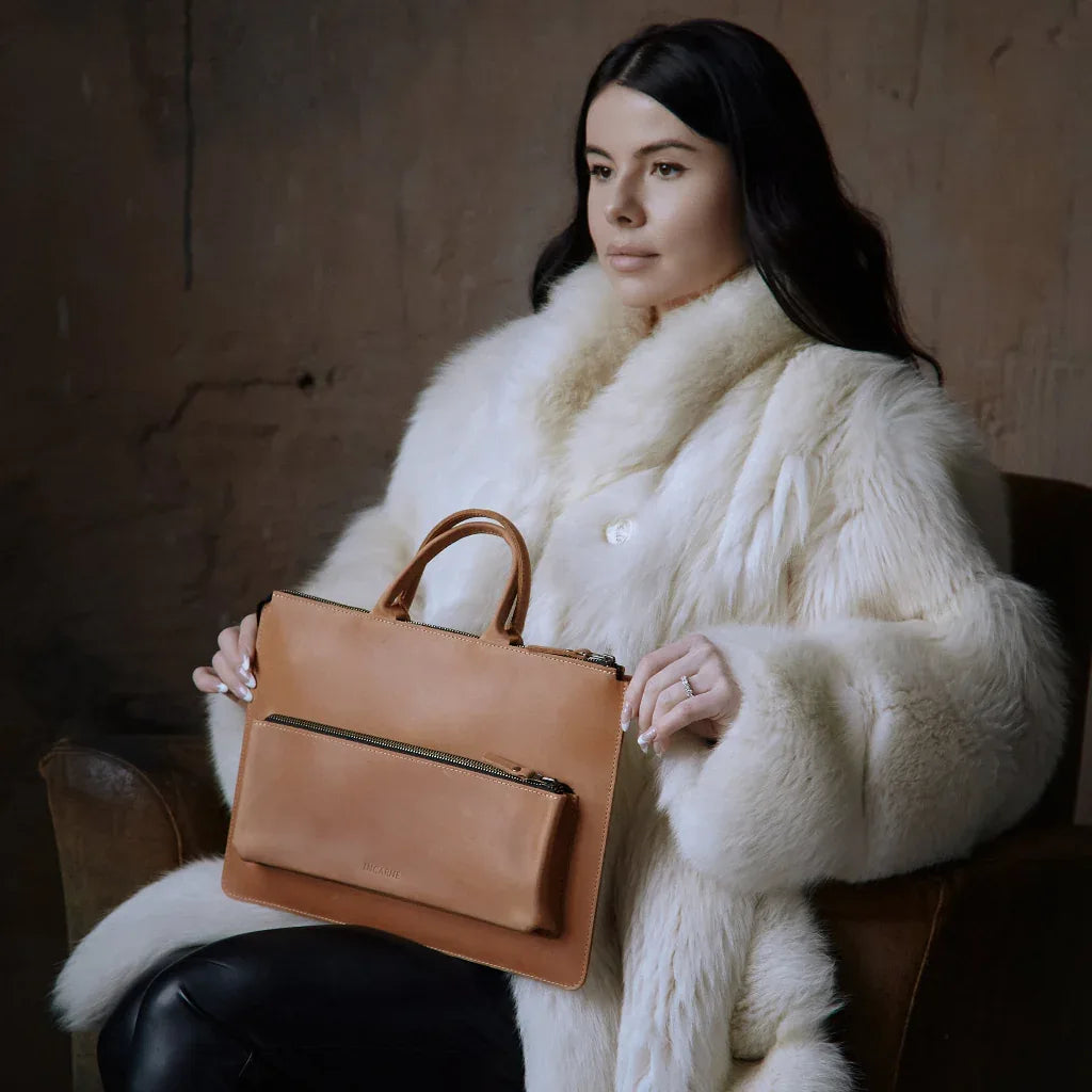 Maryland iPad Pro Sleeve with Handles - INCARNE® Global