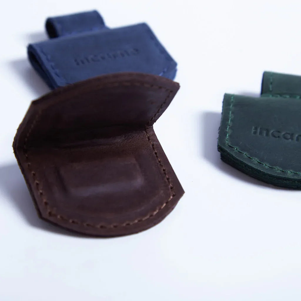 Magnetic bookmarks made from vintage leather (set of 3) - INCARNE® Global