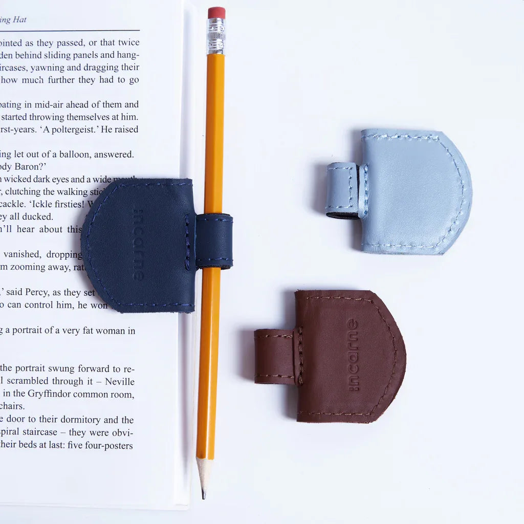 Magnetic bookmarks made from classic leather (set of 3) - INCARNE® Global