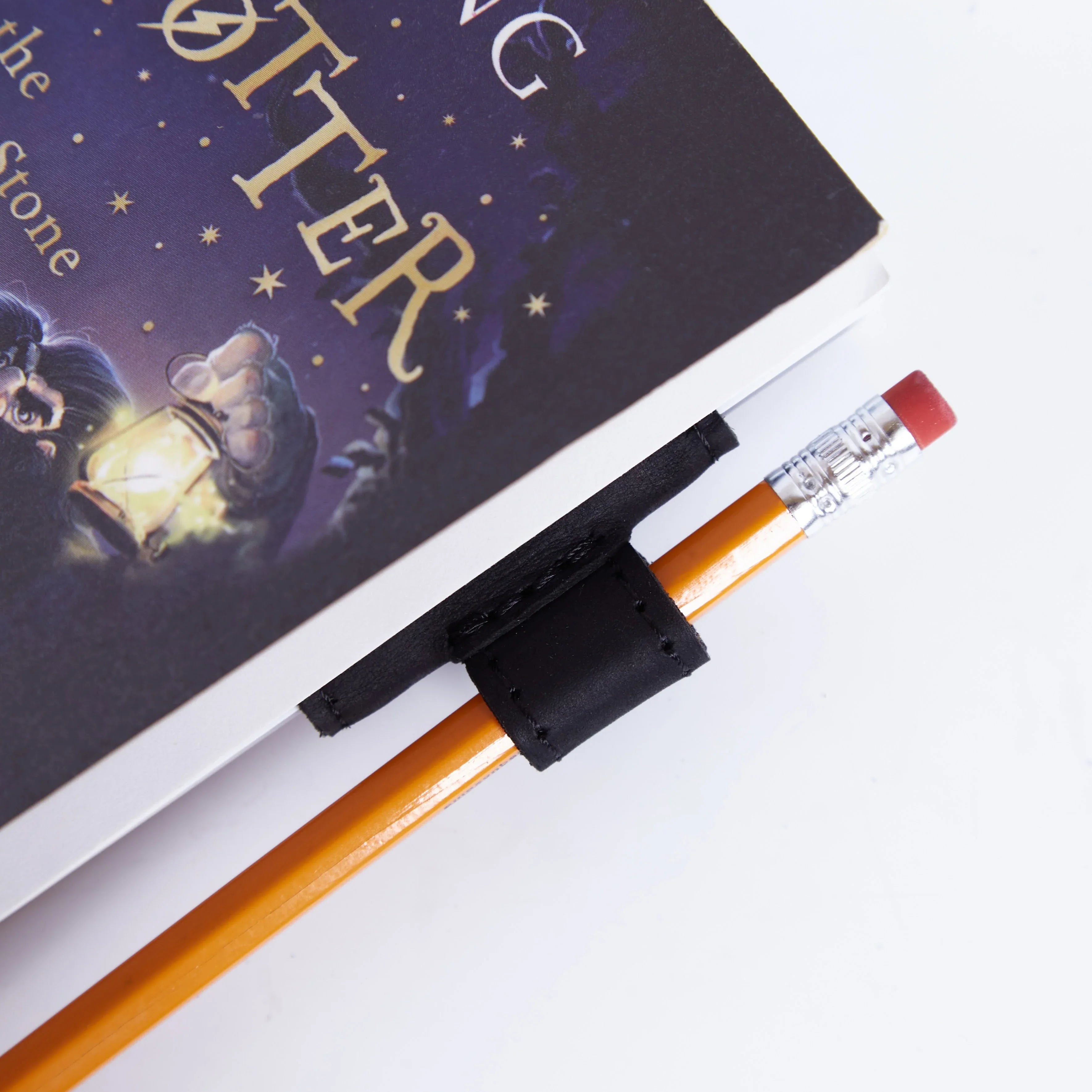 Magnetic bookmark Book Tag - INCARNE® Ukraine