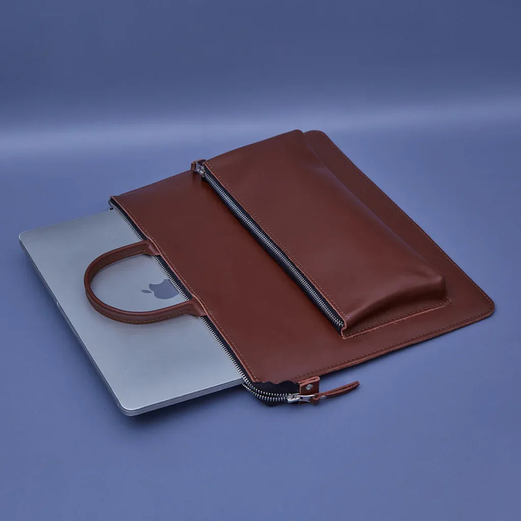 Maryland Laptop Sleeve with Handles in classic leather - INCARNE® Global