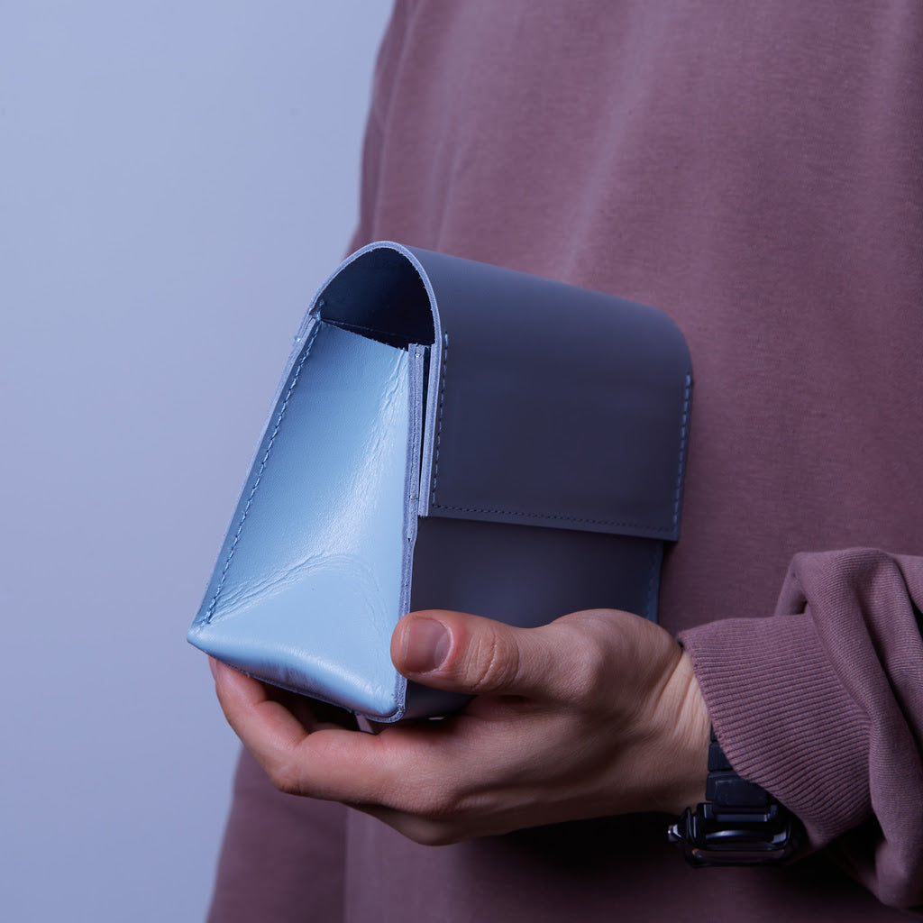 Wire Keeper Organizer na kable, mysz i adaptery z klasycznej skóry
