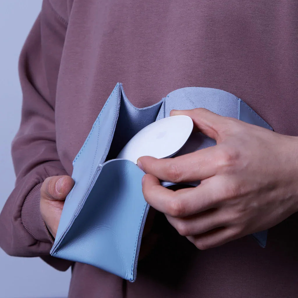 Wire Keeper Organizer for Cables, Mouse, Adapters in Classic Leather - INCARNE® Global