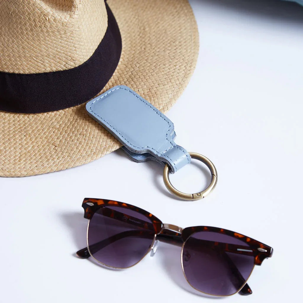 Hat Holder Made from Classic Leather Wander Hat - INCARNE® Global