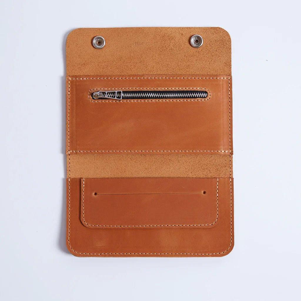 Tobacco organizer Roll Master made from vintage leather - INCARNE® Global