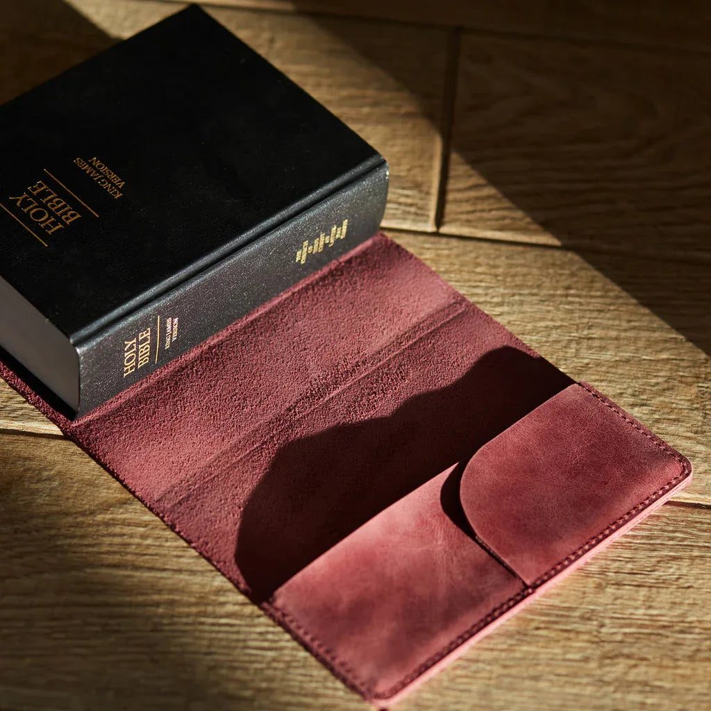 Leather Holly Bible Cover - INCARNE® Global