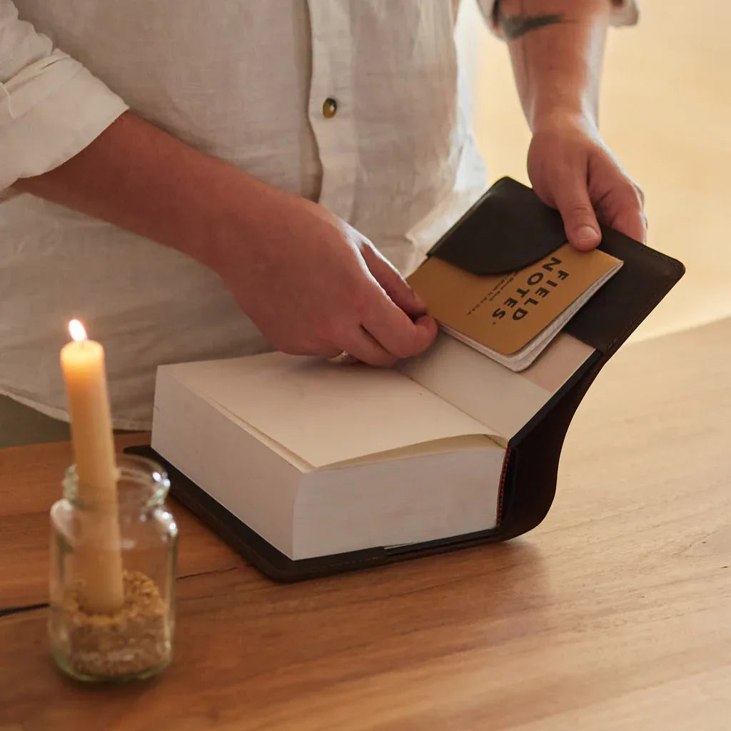 Leather Holly Bible Cover - INCARNE® Global