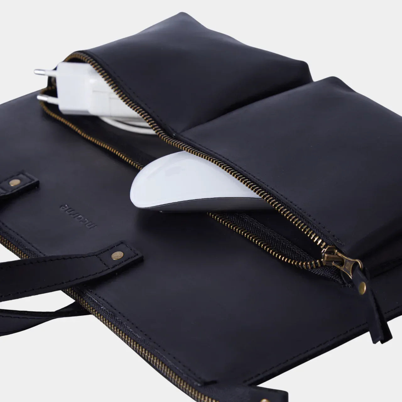 Brave bag-sleeve - INCARNE® Ukraine