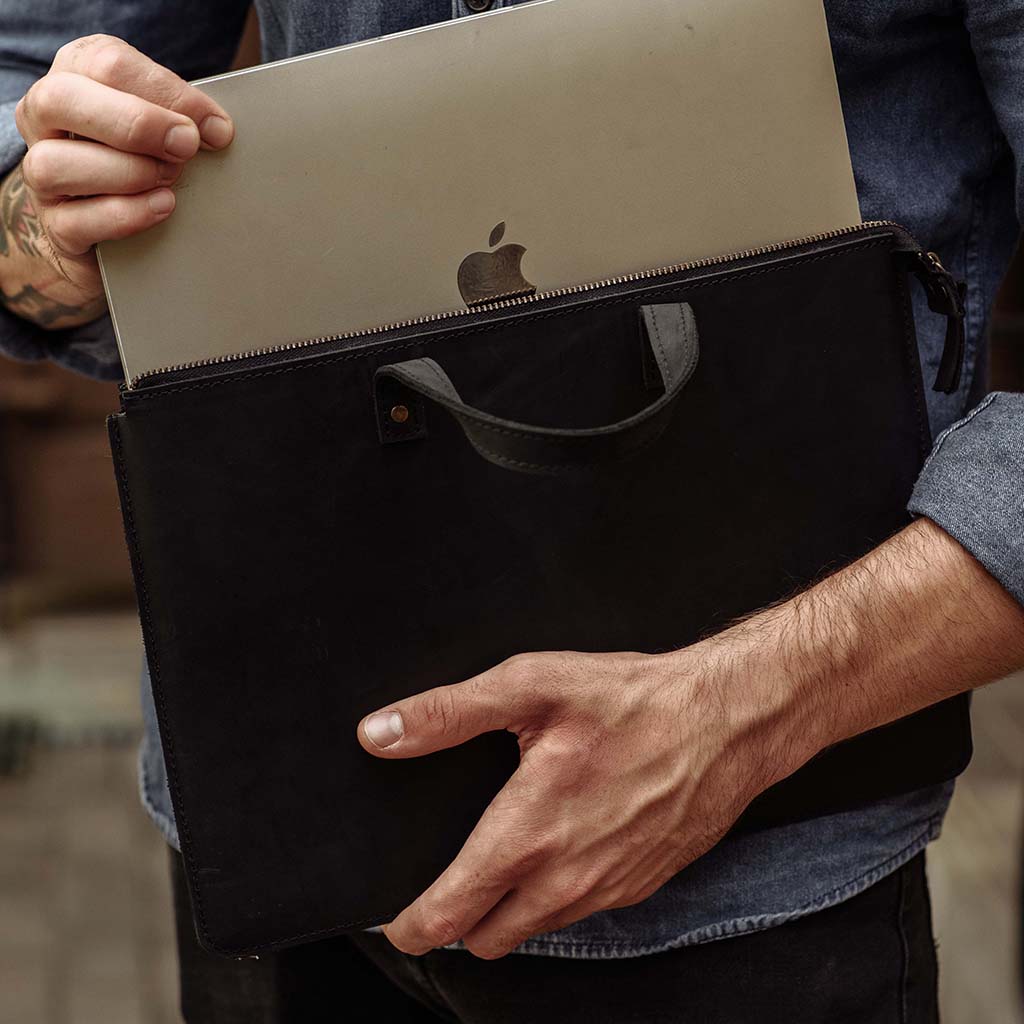 Skórzana torba etui na laptopa Brave