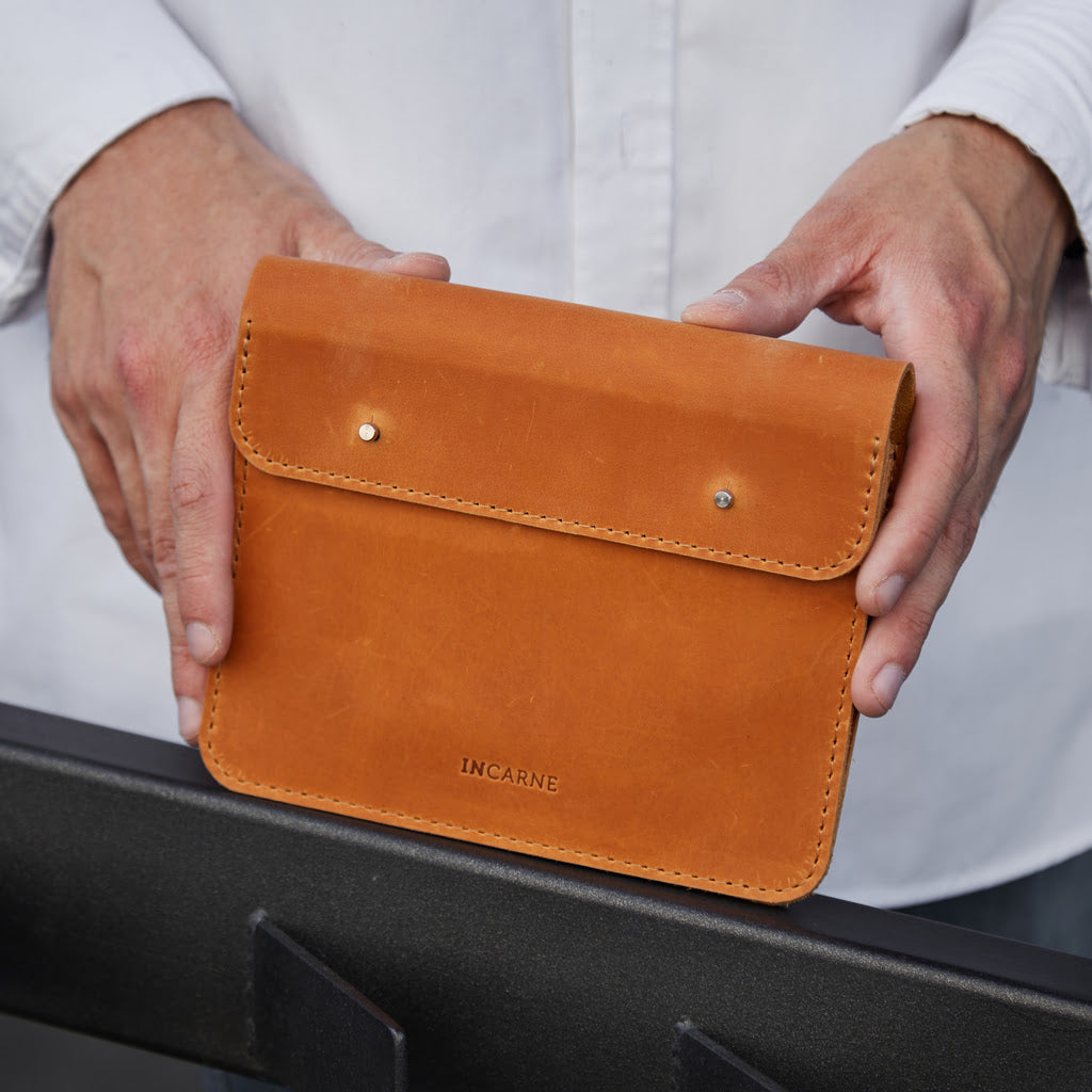 Keep Charger, Cable, and Mouse Organizer in vintage leather
