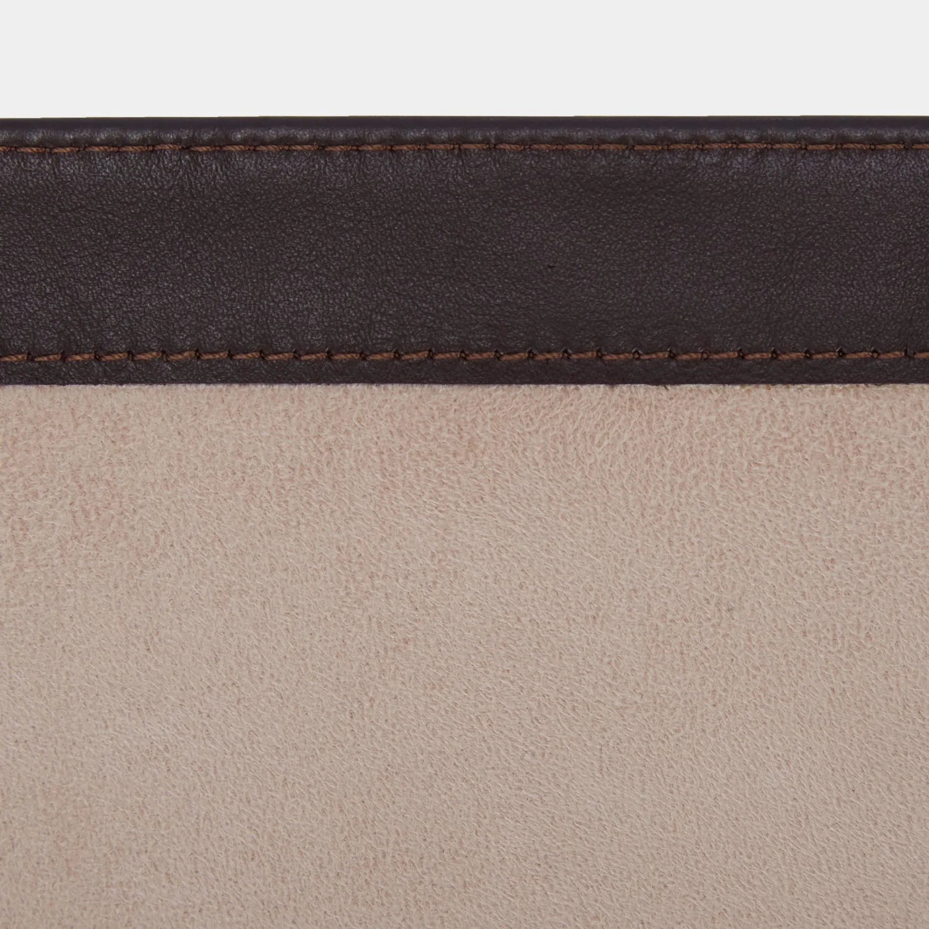 Cliff sleeve