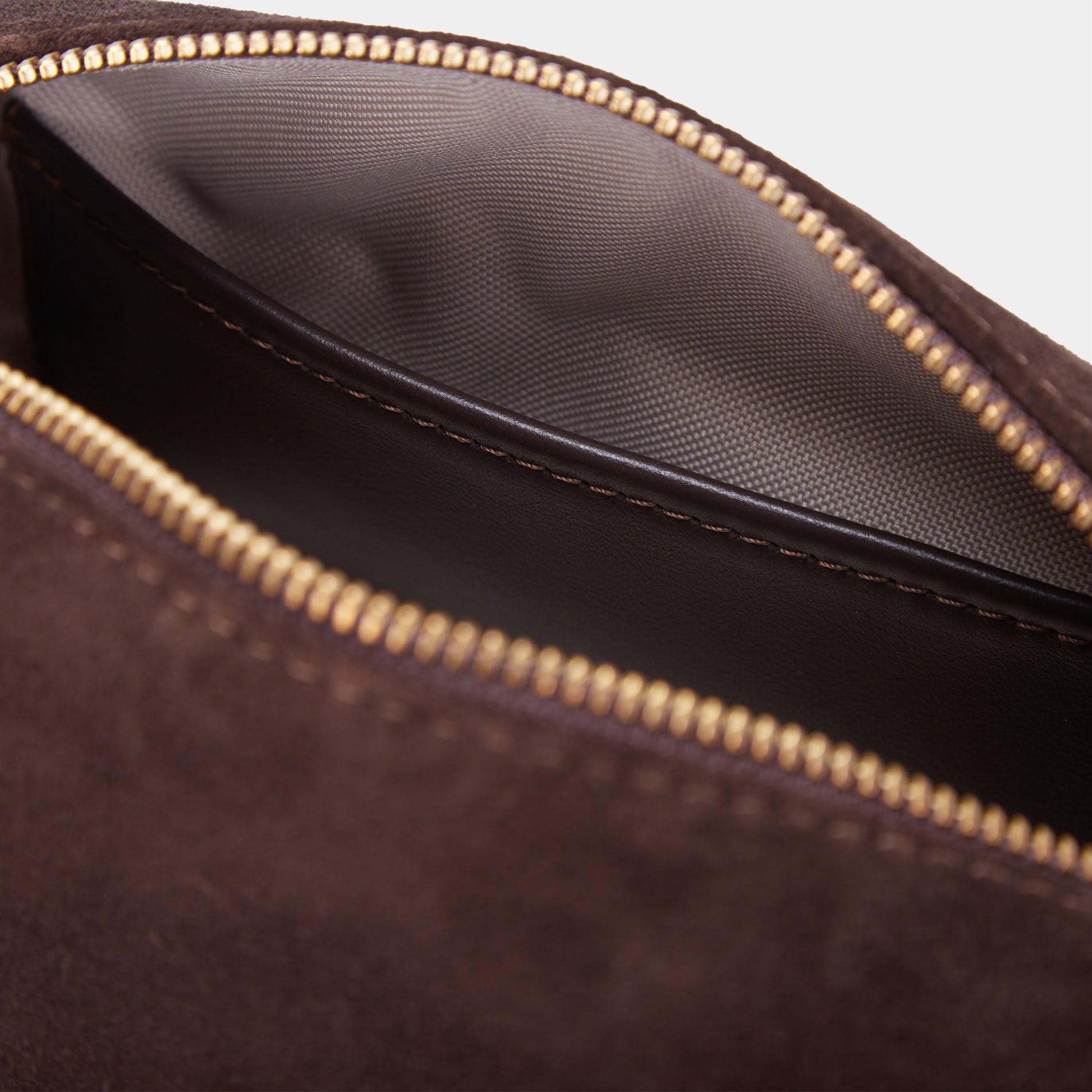 Mirage Large Cosmetic Bag, Brown (velour)