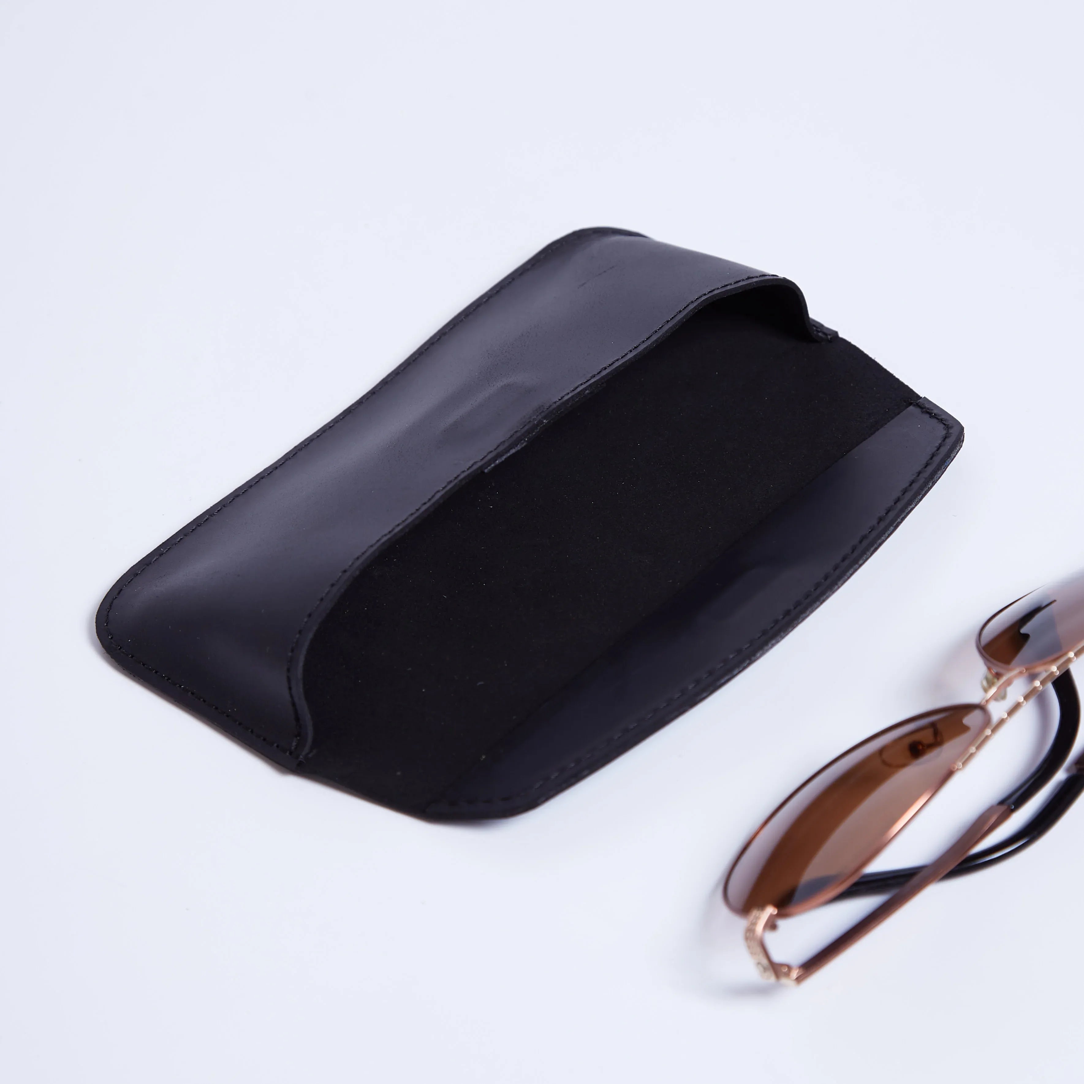 Ellet glasses case - INCARNE® Ukraine