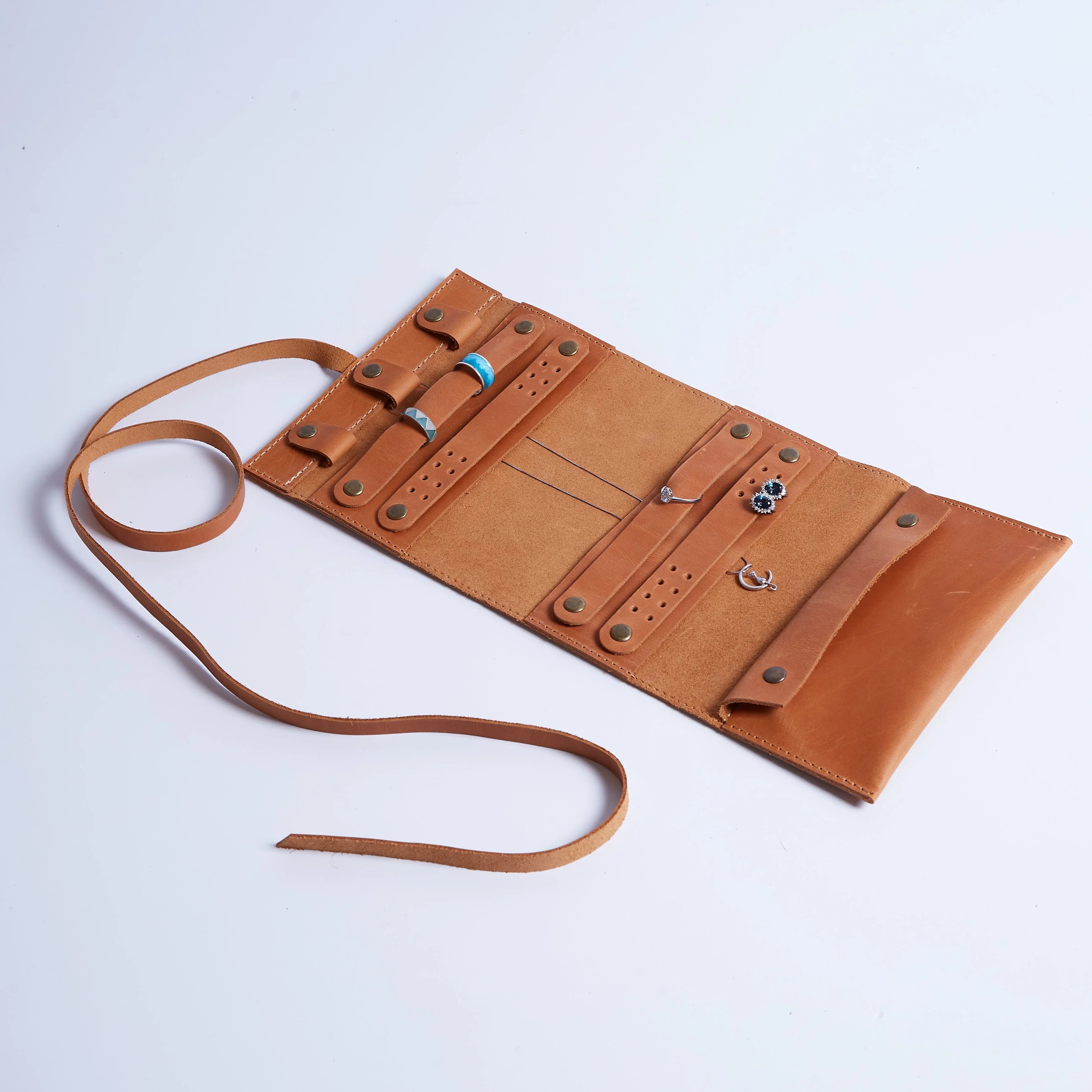 Beauty Weekend jewelry organizer - INCARNE® Ukraine