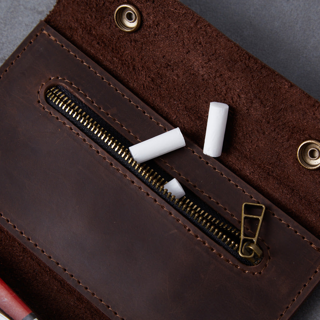 Tobacco organizer Roll Master made from vintage leather