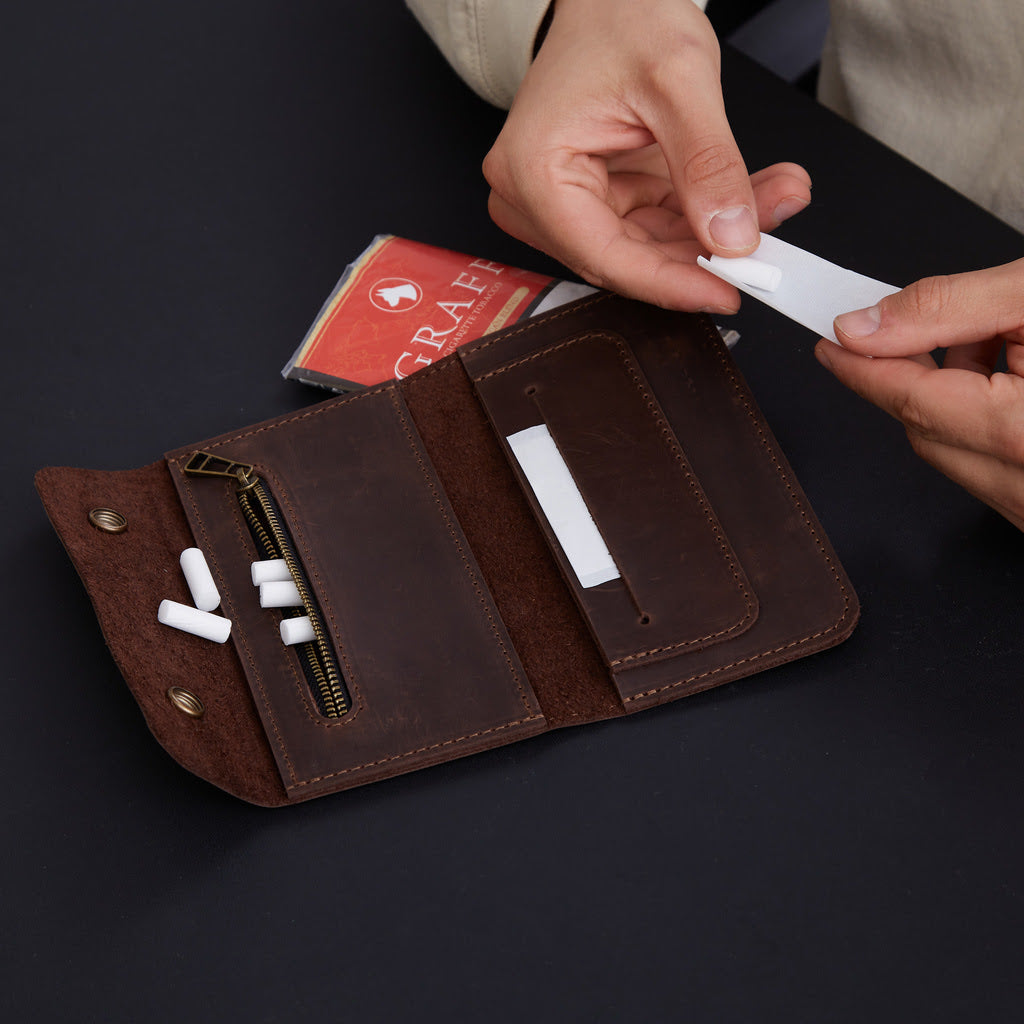 Tobacco organizer Roll Master made from vintage leather
