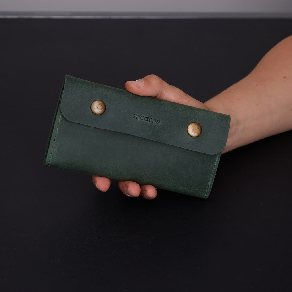 Tobacco organizer Roll Master made from vintage leather