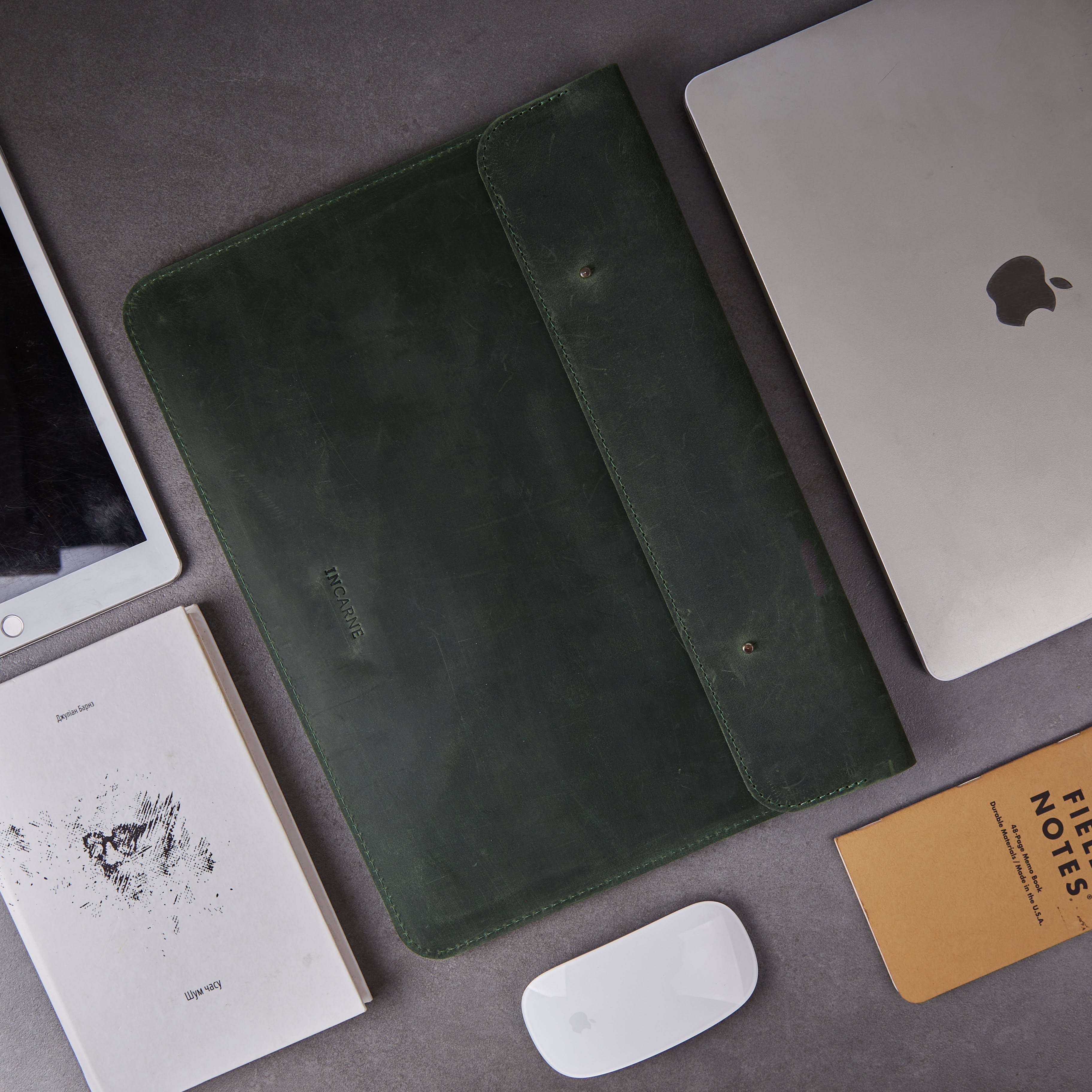 Elegancka zielona (vintage) torba na laptopa