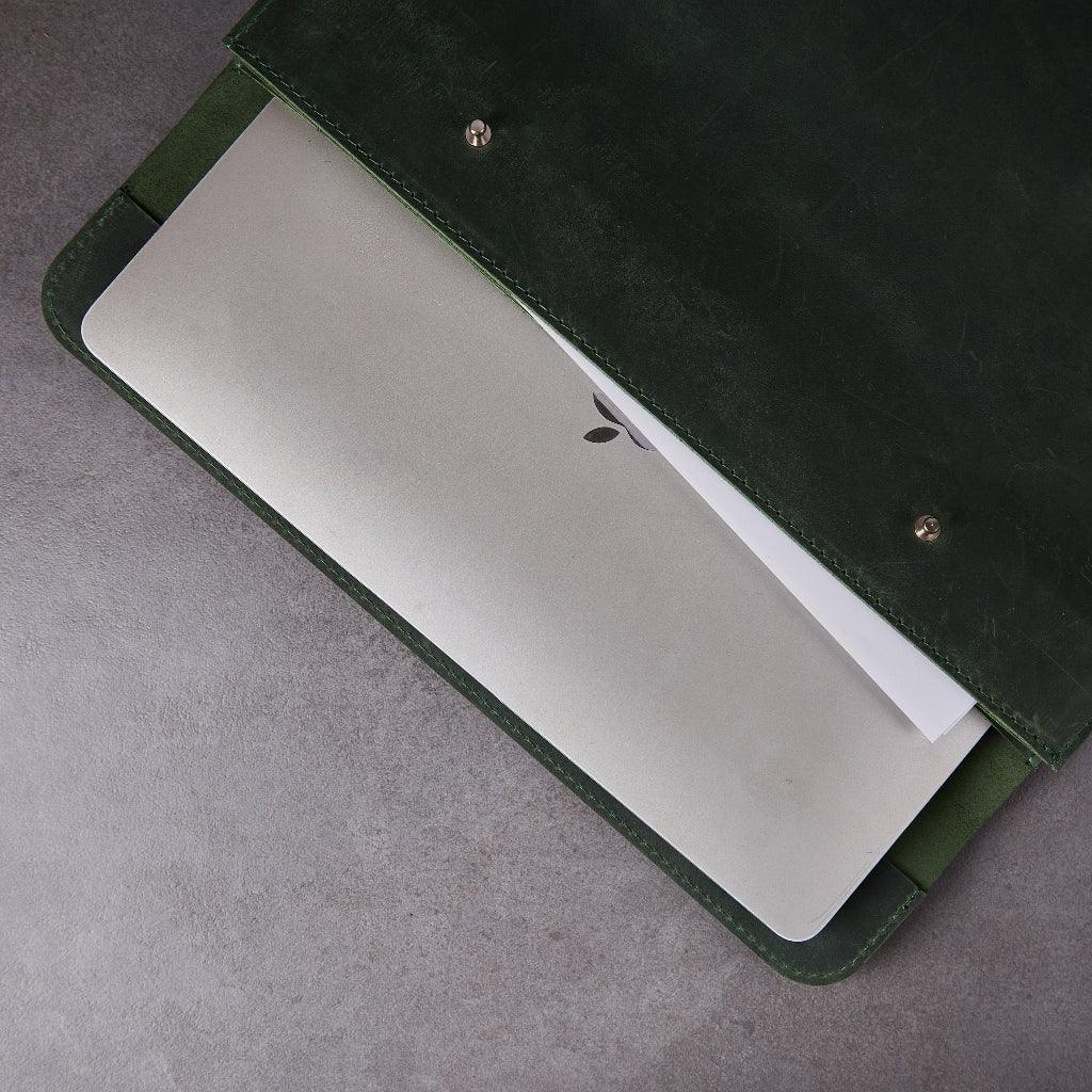 Neat case - INCARNE® Ukraine