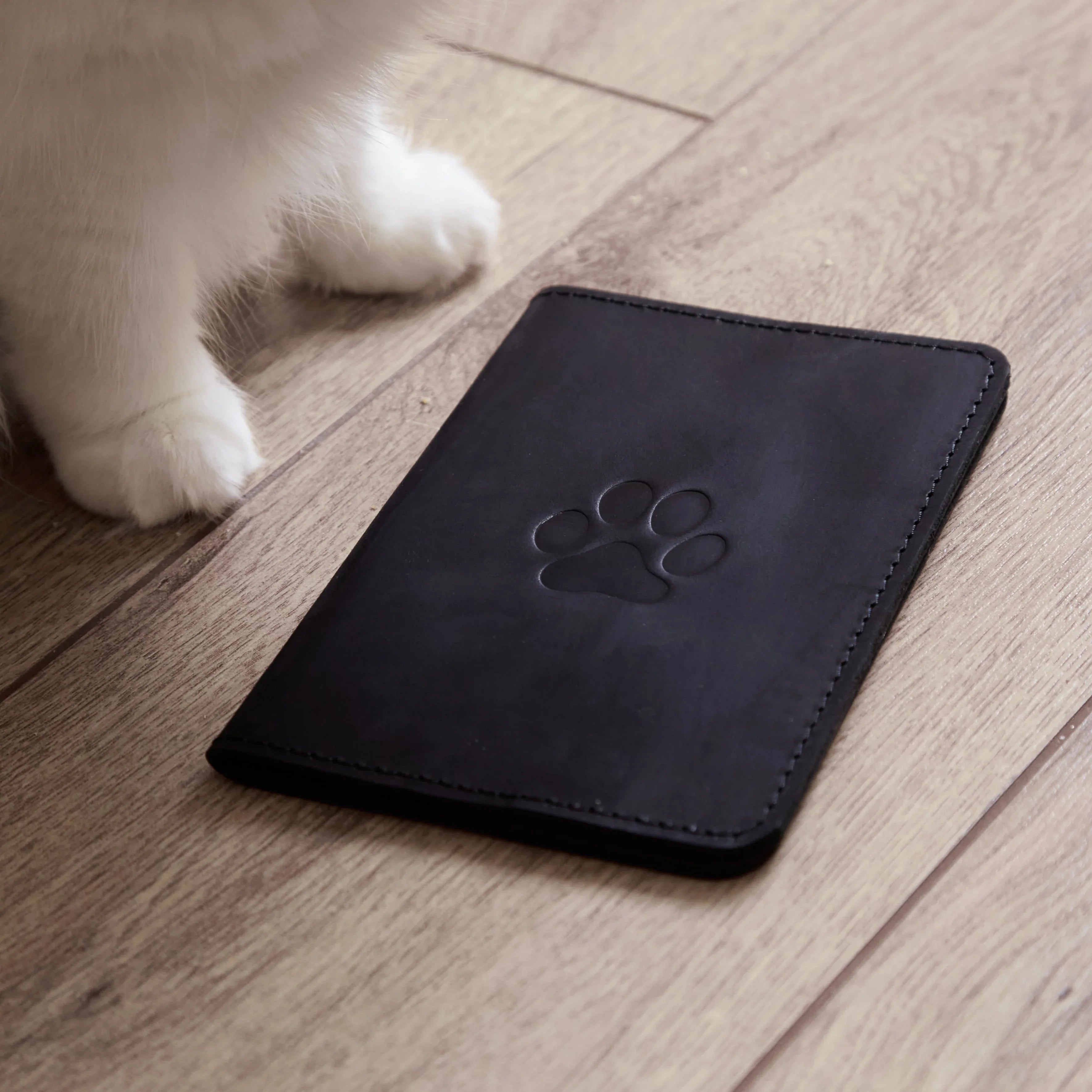 Paw vet passport cover - INCARNE® Ukraine