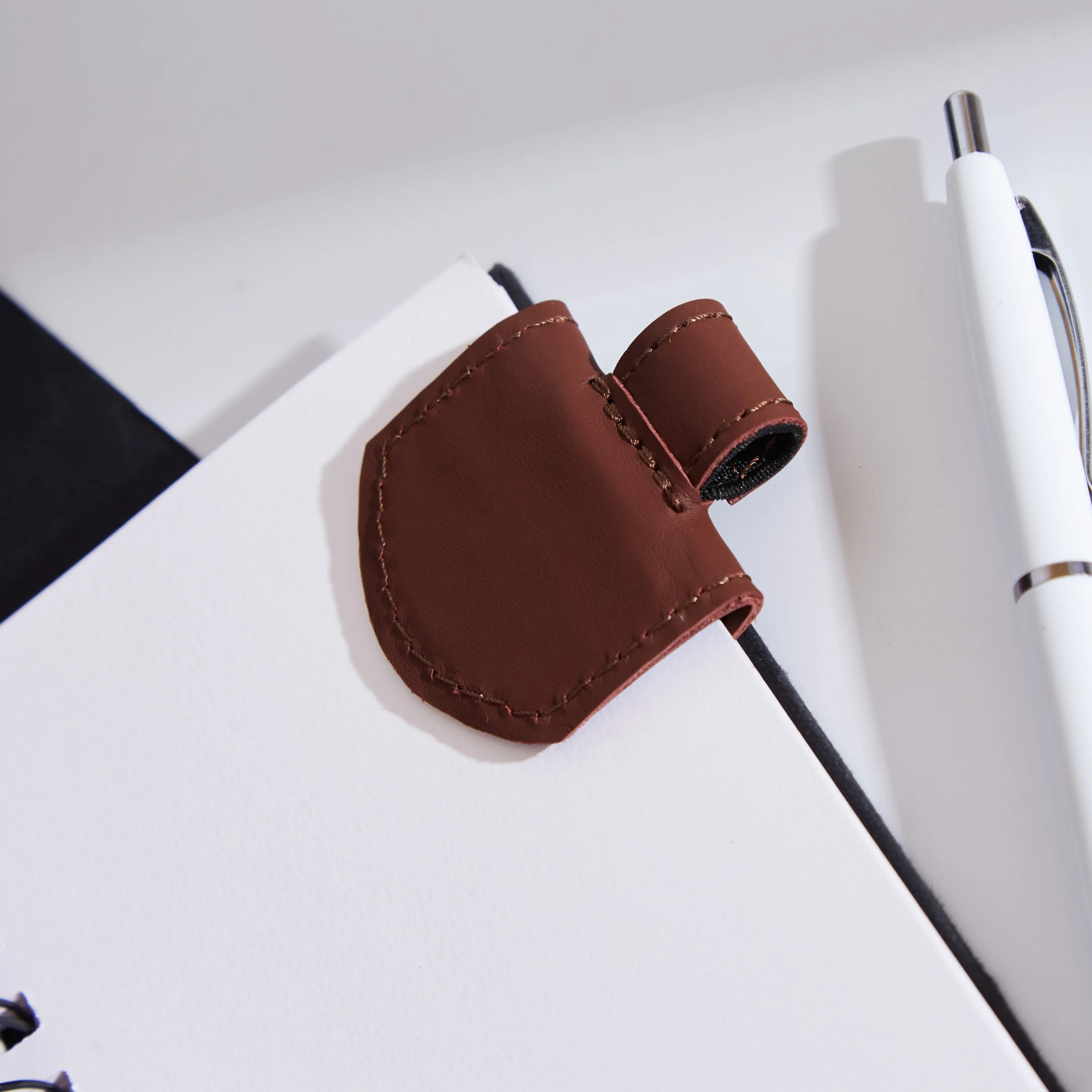 Magnetic Book Tag bookmark - INCARNE® Ukraine