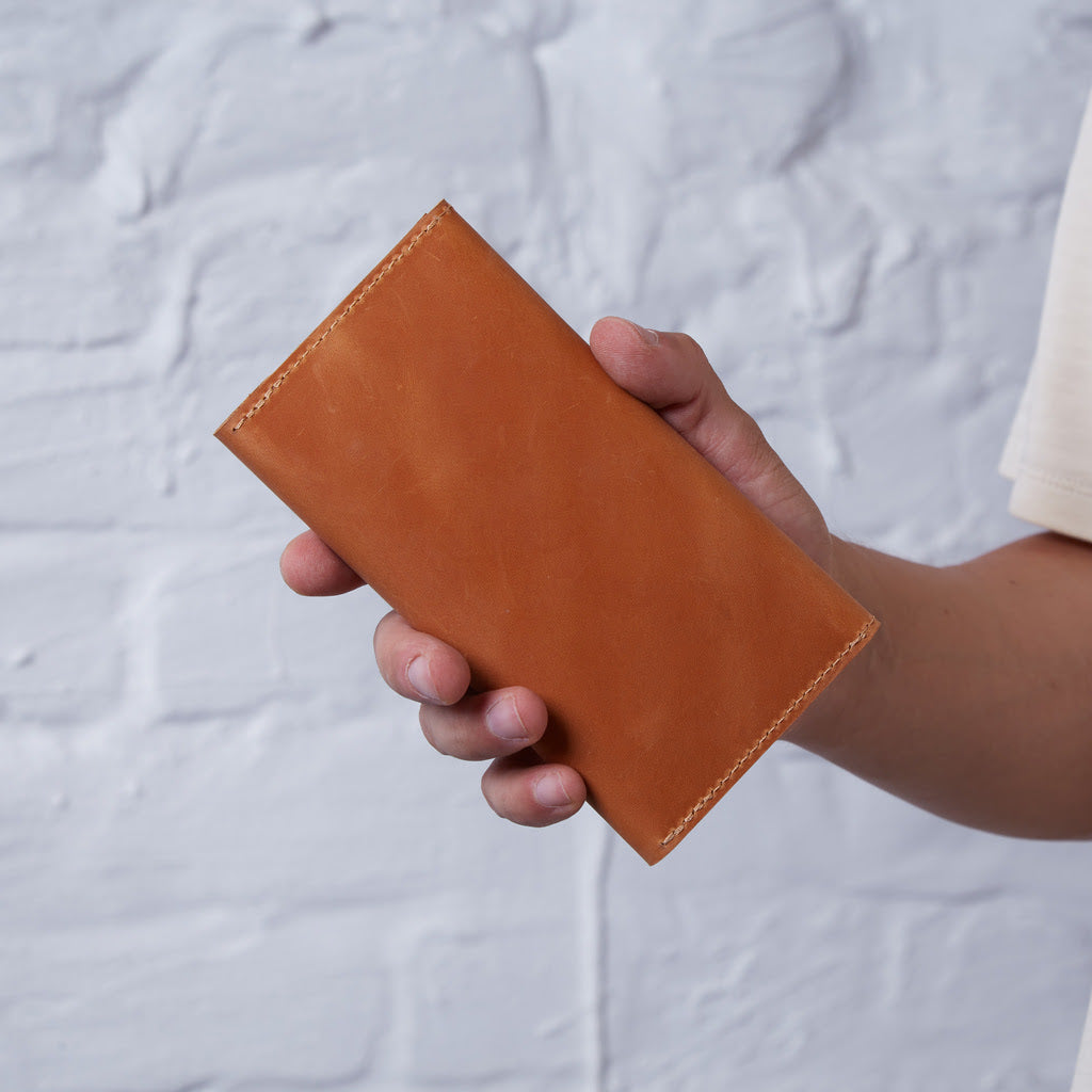Tobacco organizer Roll Master made from vintage leather